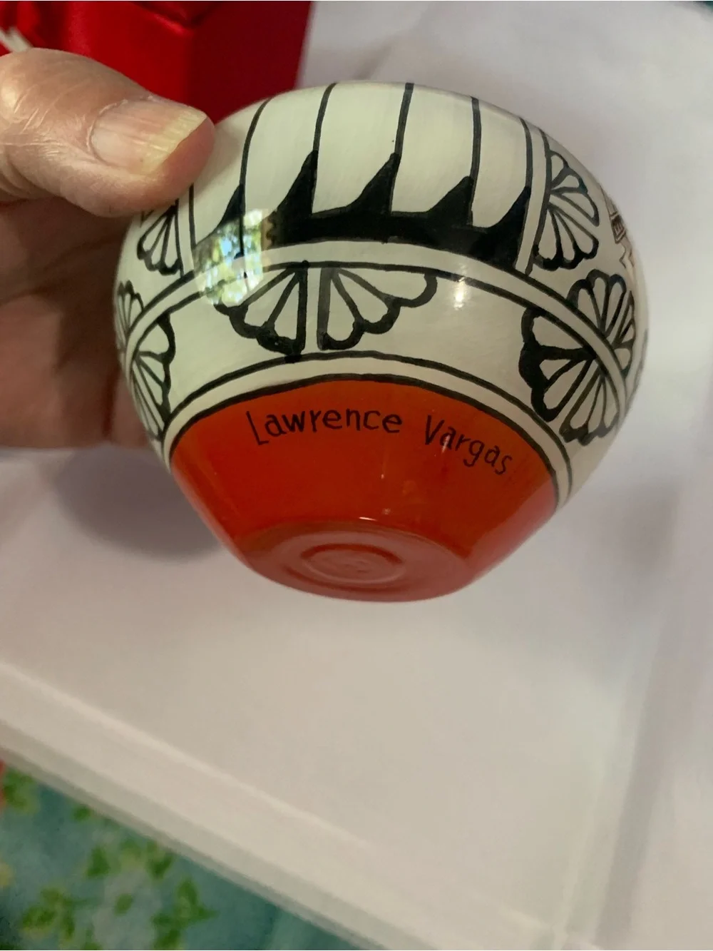 Lawrence Vargas Hand Painted Ornament HB102-Kokopelli Silk Box